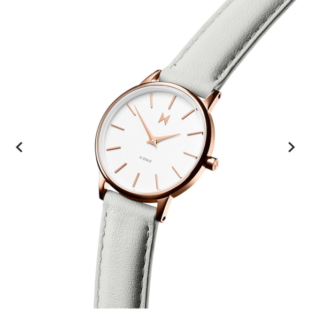 MVMT Avenue Watch - Florence Rose - 28mm w/ extra Rose Gold Mesh Band